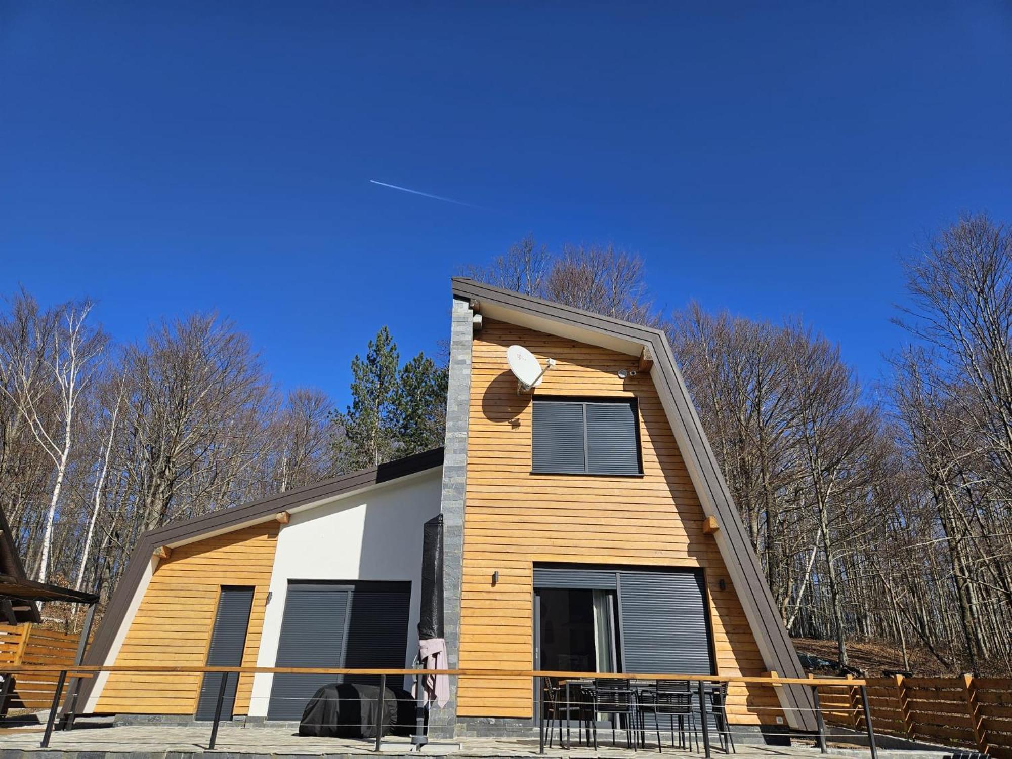 Oak House Villa Brusane Exterior photo